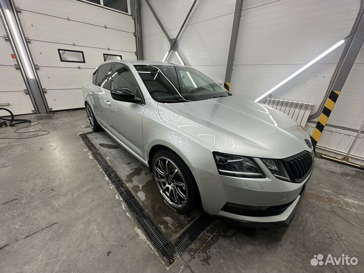 Skoda Octavia 1.8 AMT, 2019, 170 000 км