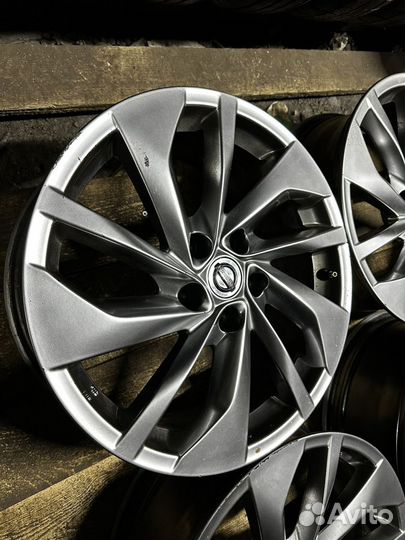 Диски оригинал R18 5x114,3 Nissan, Infinity