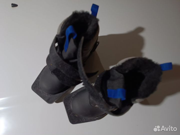 Ботинки лыжные 30 размер