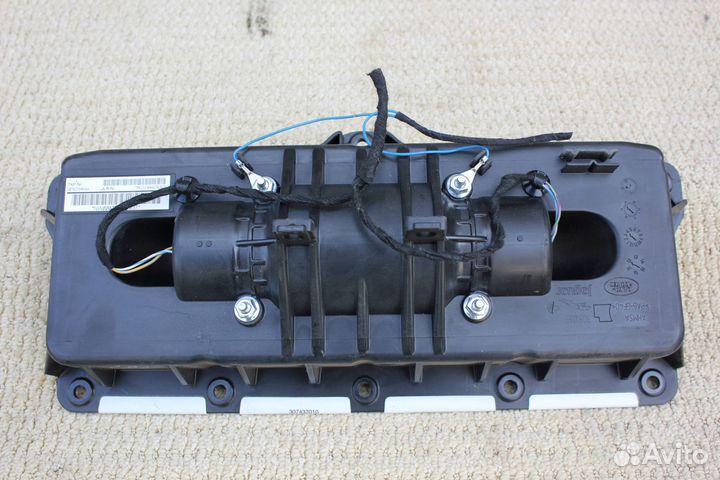 Подушка безопасности в торпедо Jaguar XF (2012)