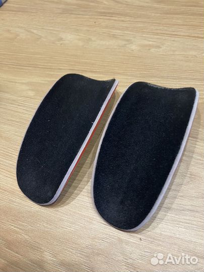 Щитки футбольные puma