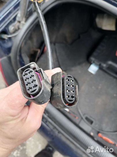 Фишка разъем на фару