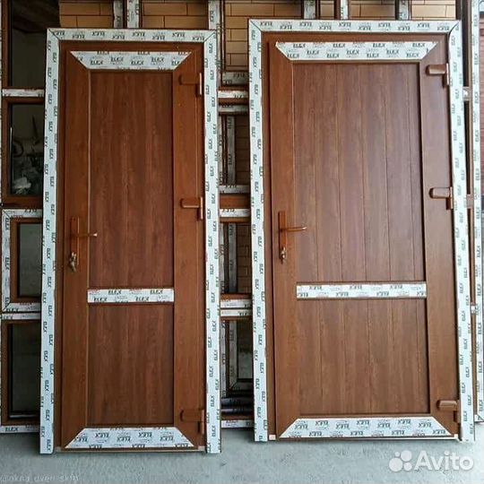 Пластиковые двери