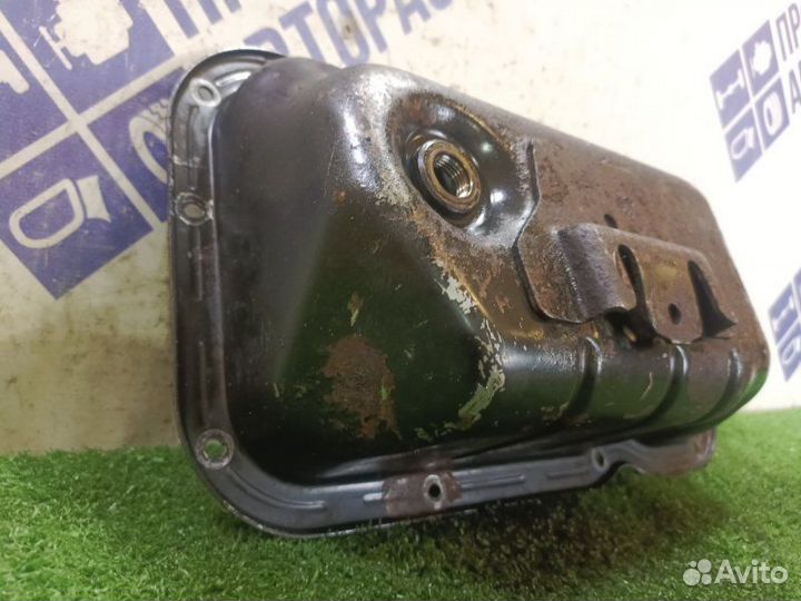 Поддон Peugeot 307 хэтчбэк 1.4 KFU 2004