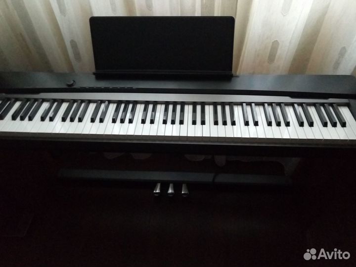Цифровое пианино Casio Privia PX-130