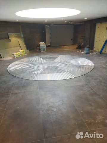 Поворотный круг платформа для машины в гараж