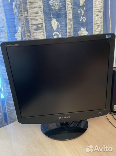 Монитор Samsung 932В
