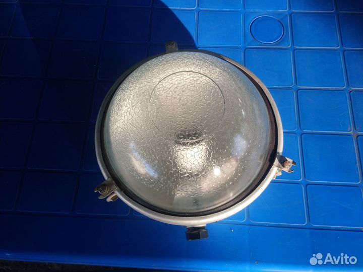 Светильник