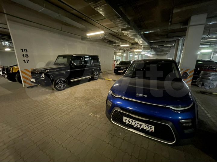 Машиноместо, 14 м²