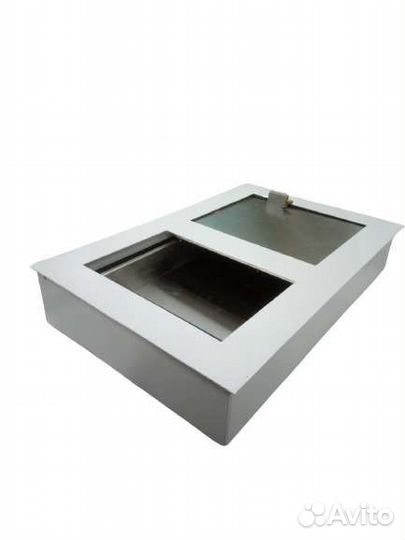 Передаточное устройство - лоток для денег