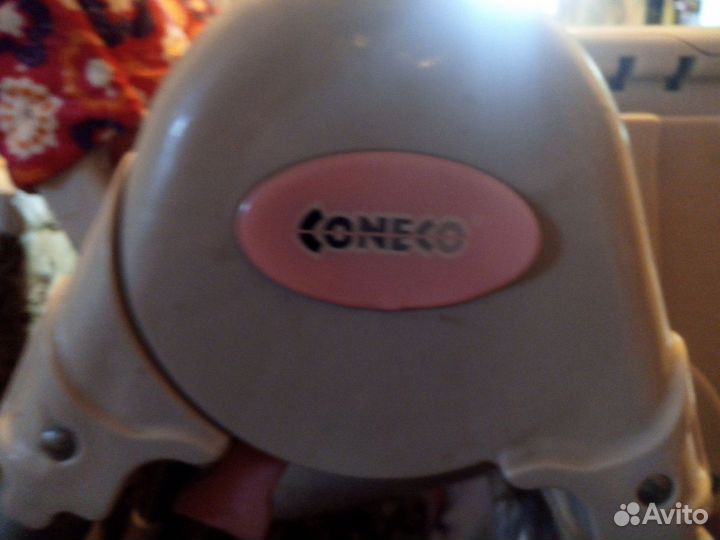 Стульчик для кормления coneco