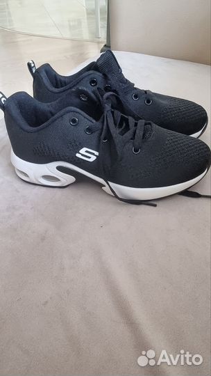Кроссовки skechers