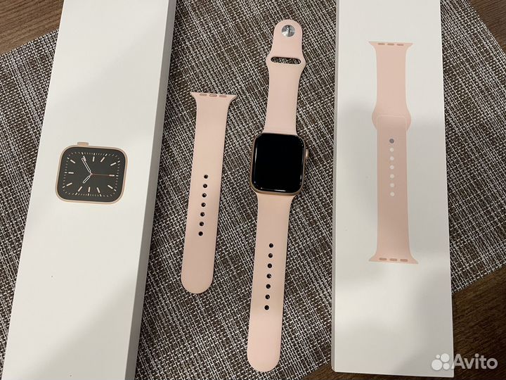 Apple watch series 6 44 мм