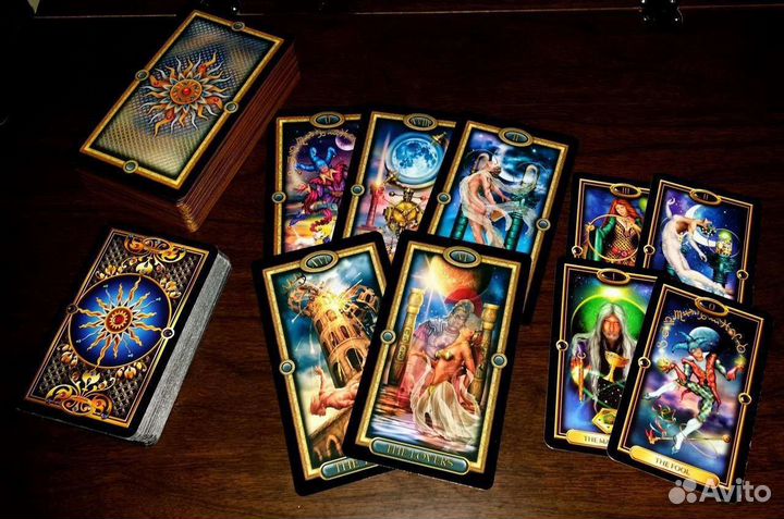 Гадание на картах таро, гадание, Гадалка