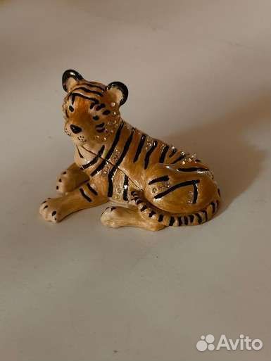 Шкатулка со стразами символ года тигра
