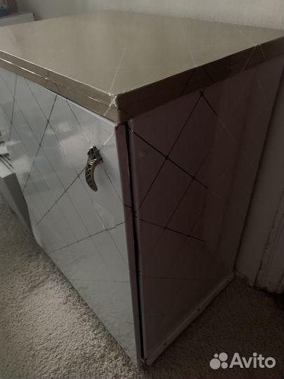 Швейная машина 