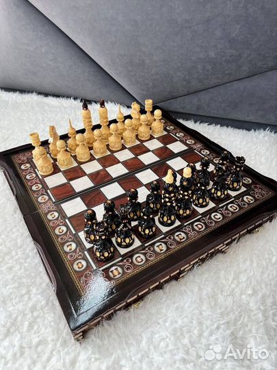 Шахматы нарды шашки 3 в 1 ручной работы 