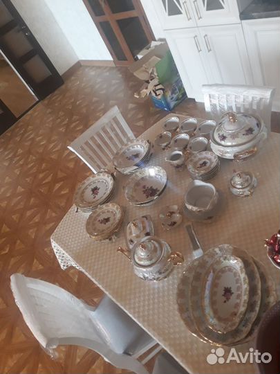 Чайно-столовый сервиз розочка