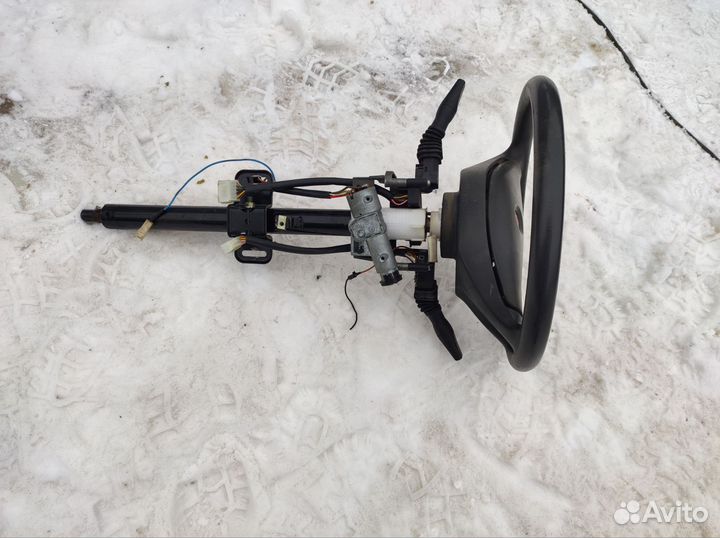 Рулевая колонка с рулём волга