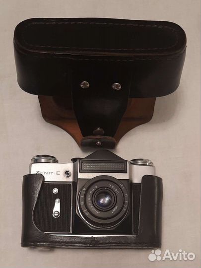 Плёночный фотоаппарат зенит-Е с индустар-50-2