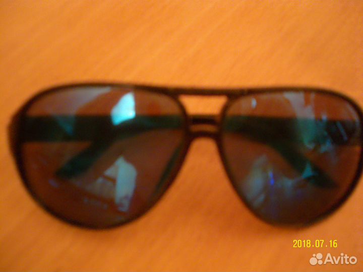 Солнцезащитные очки