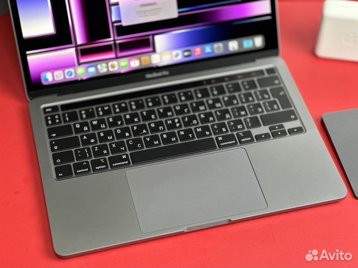 Рст 2020г MacBook Pro 13 i5 16GB 512GB SSD