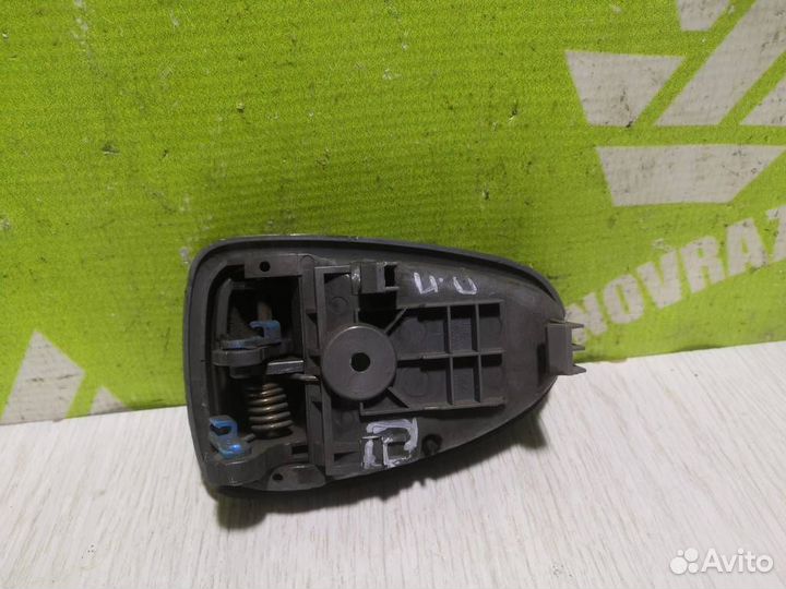 Ручка двери внутренняя правая Хендай Акцент 2