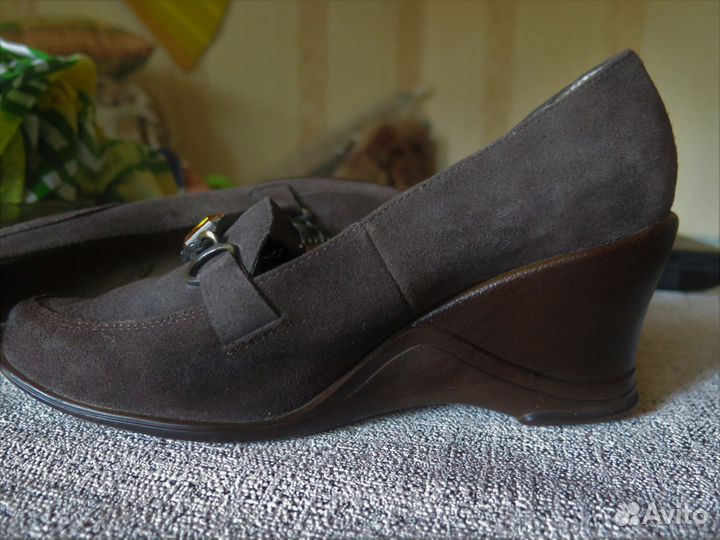 Туфли на танкетке р.36