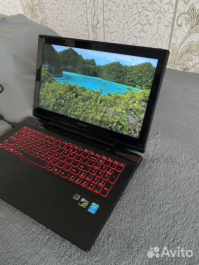Игровой ноутбук Lenovo(IPS/i5/8Gb/1Tb/GTX860M)