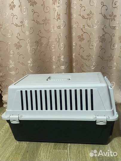 Переноска для животных пластиковая