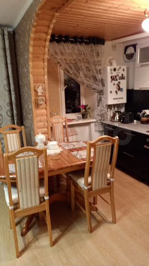 2-к. квартира, 43 м², 1/2 эт.