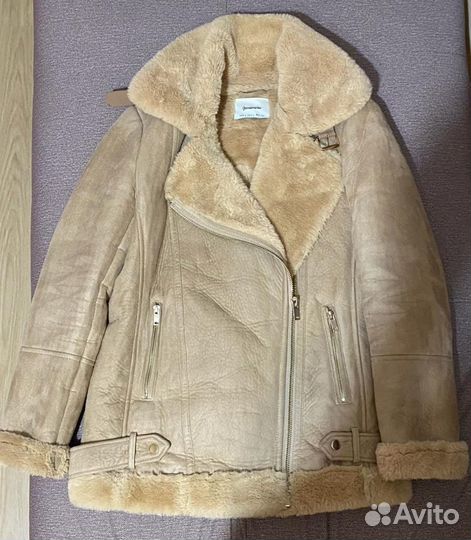 Дубленка Stradivarius