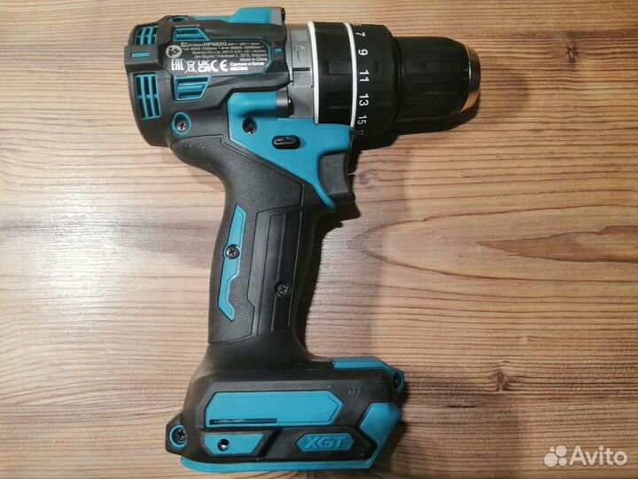 Makita XGT 40v пылесос, дрель, насос, зарядное