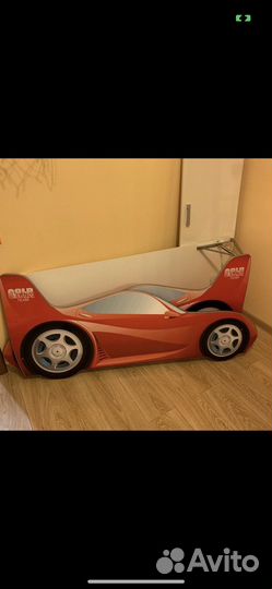 Кроватка- машинка