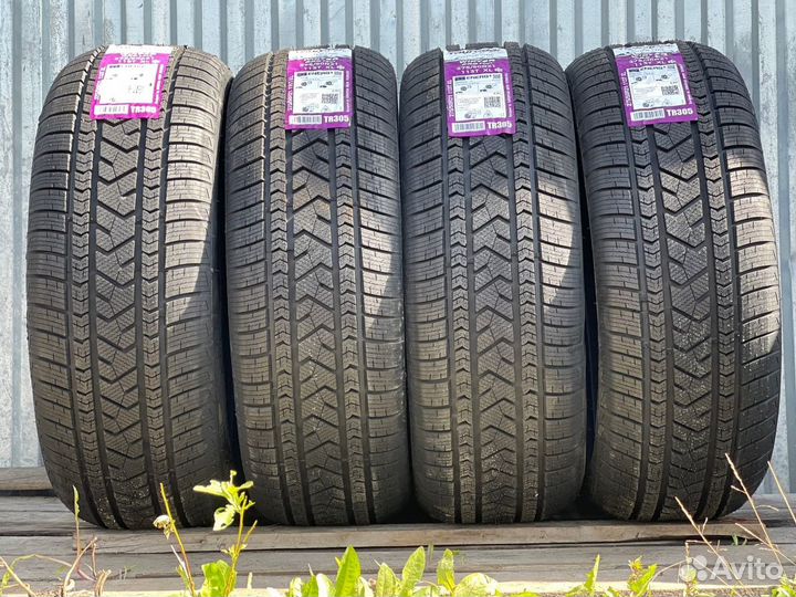 Tourador Winter Pro TSU1 285/45 R21 113V