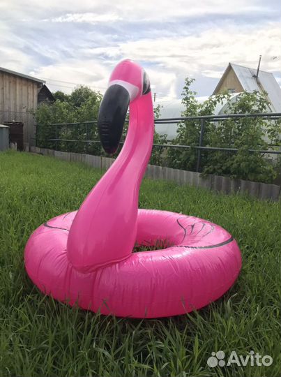 Надувной круг большой