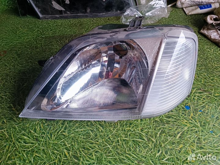 Фара левая рено логан 1 2008 г. Новая