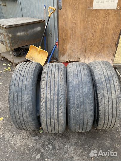 Dunlop Grandtrek ST30 225/65 R17