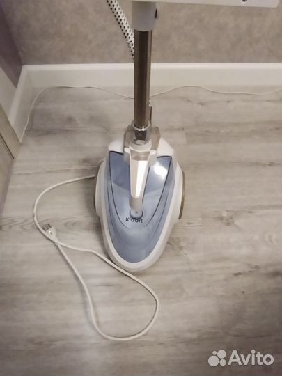 Отпариватель для одежды вертикальный