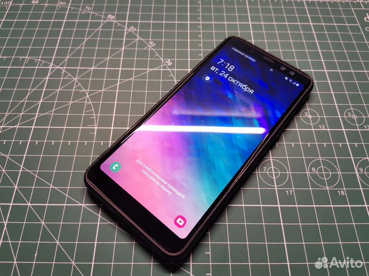 Samsung Galaxy A8 (2018), 4/32 ГБ