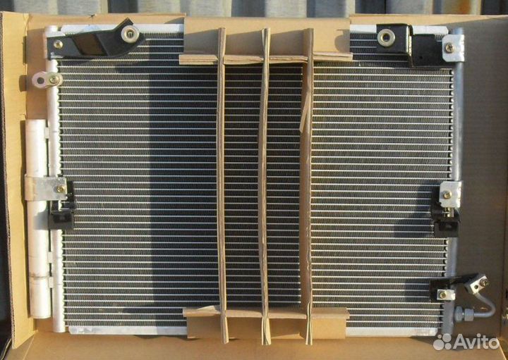 Радиатор кондиционера Lexus Lx470 1998-2006