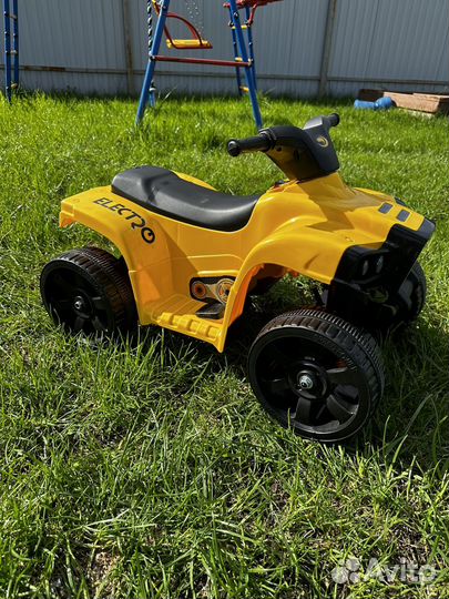 Квадроцикл детский электрический б/у
