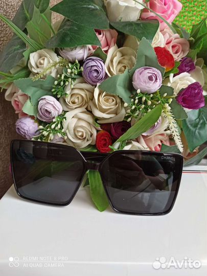 Солнцезащитные очки женские