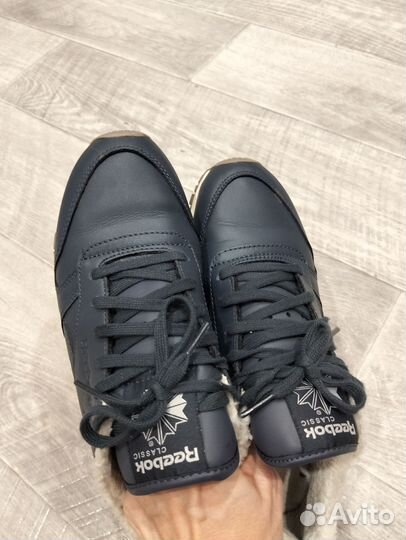 Кроссовки зимние женские Reebok