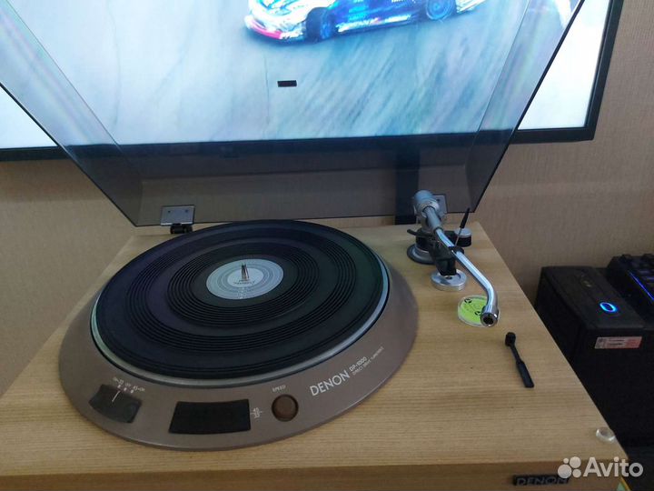 Denon dp-1700