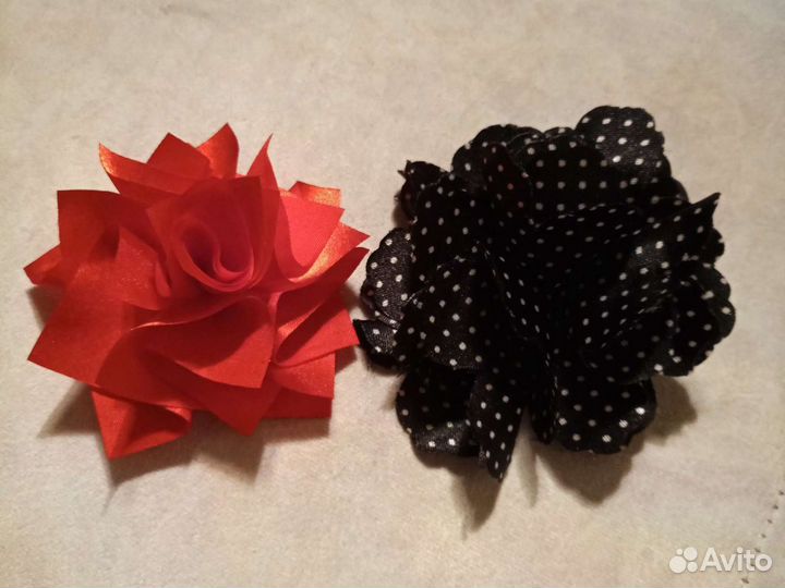 Брошь Цветок