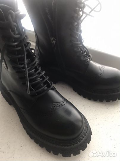 Ботинки женские 36 размер новые