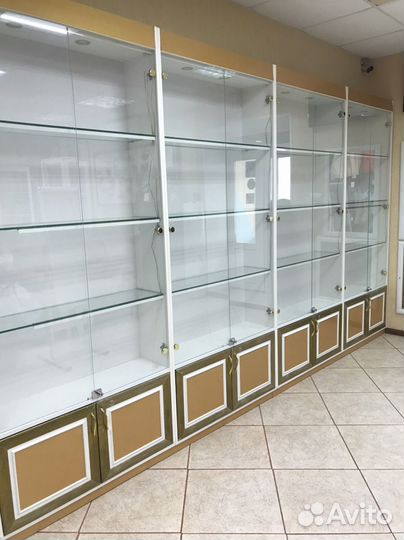 Офисное оборудование (шкафы, диван, горки