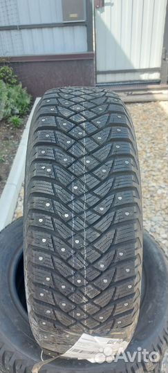 Goodyear Ultra Grip Ice Arctic 2 SUV 215/65 R17 103T