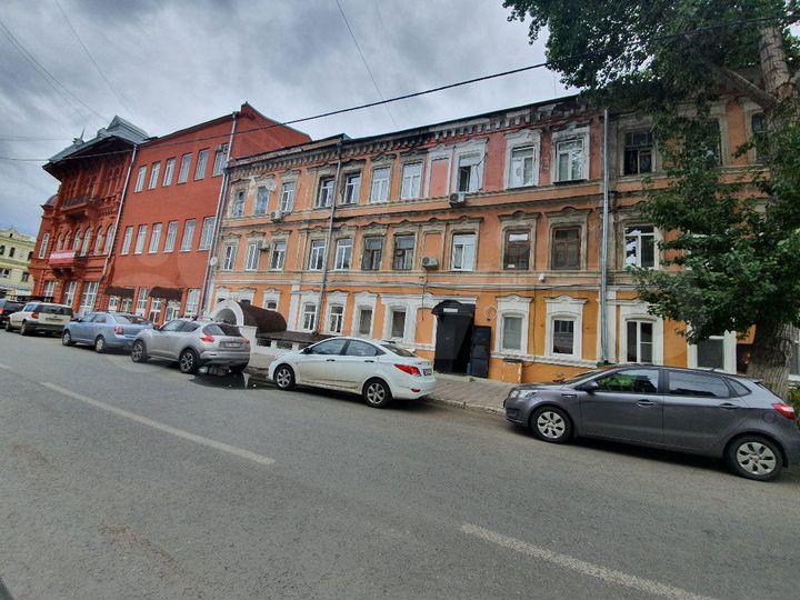 Помещение на 1 линии в центре города, 213 м²